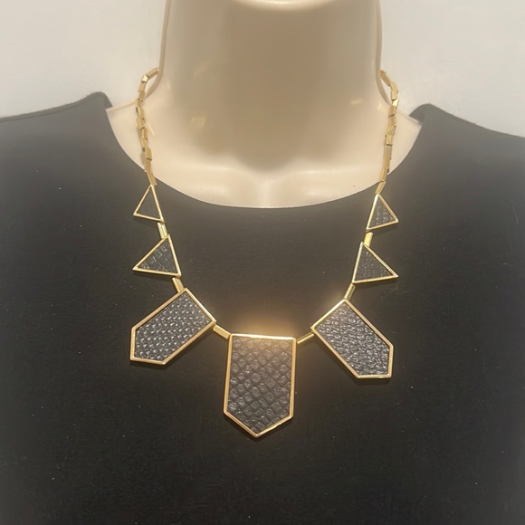EUC! House of Harlow Exotic Station Necklace - Picture 1 of 7